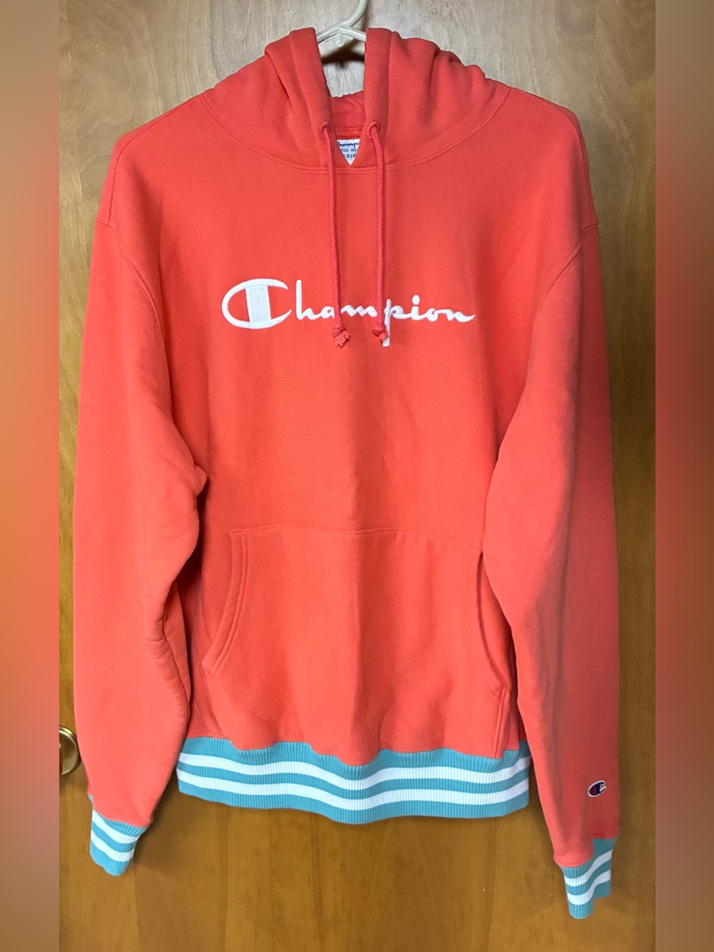 Champion Reverse Weave Coral-Salmon/Teal Pullover Hoodie Men’s Medium unisex